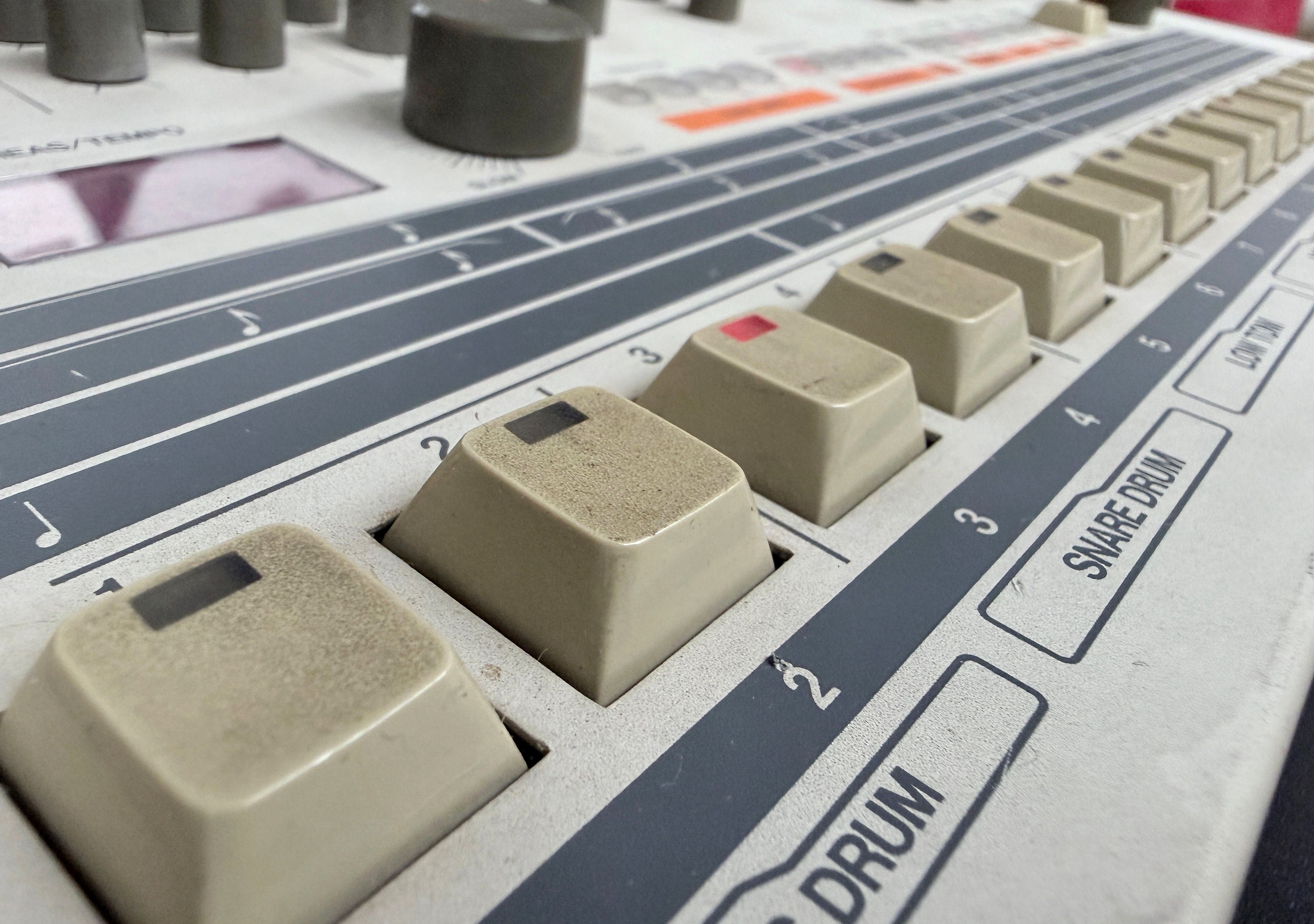 the literal sixteen step keys
