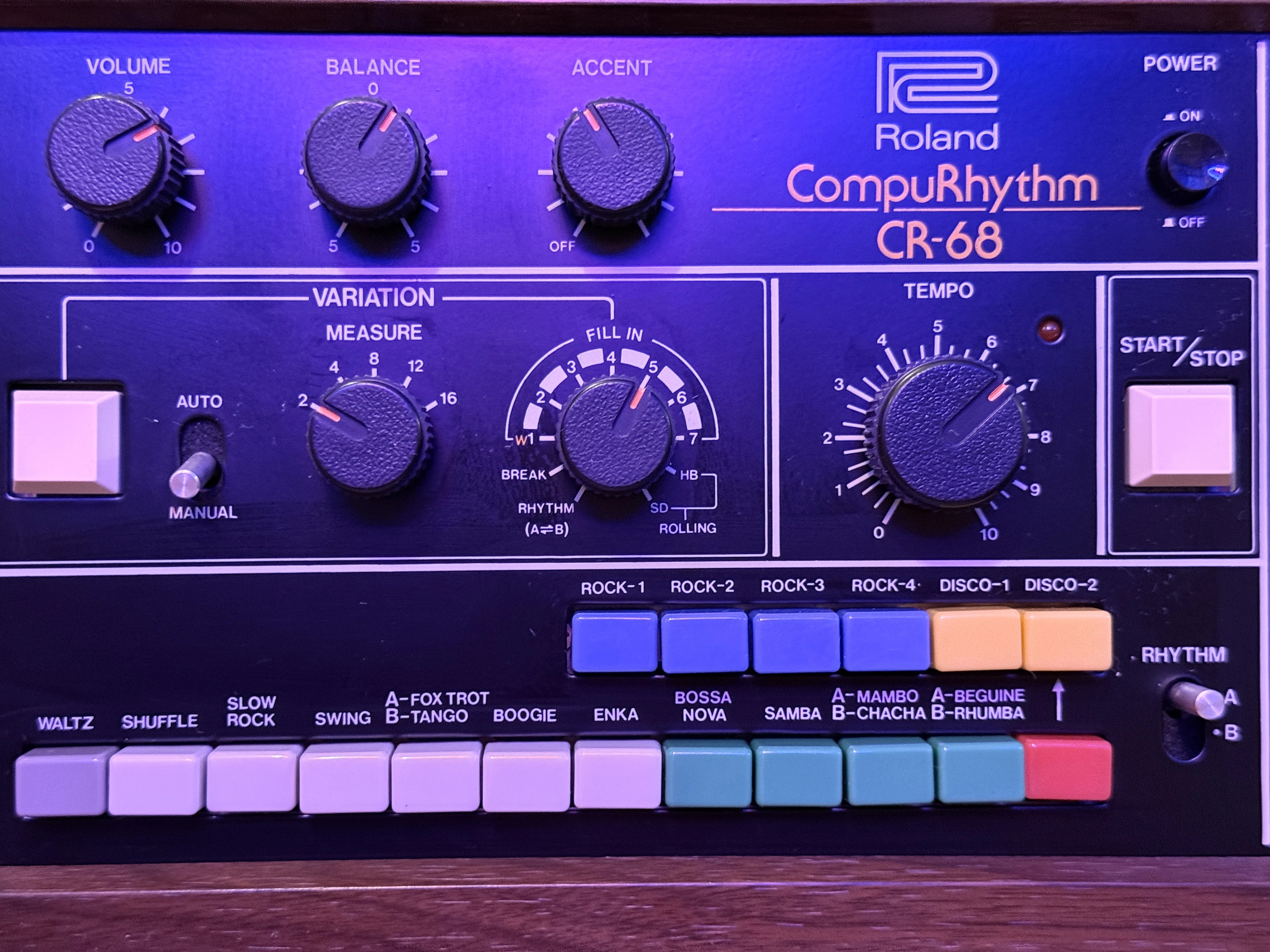 CR-68 volume, balance, accent and performance controls