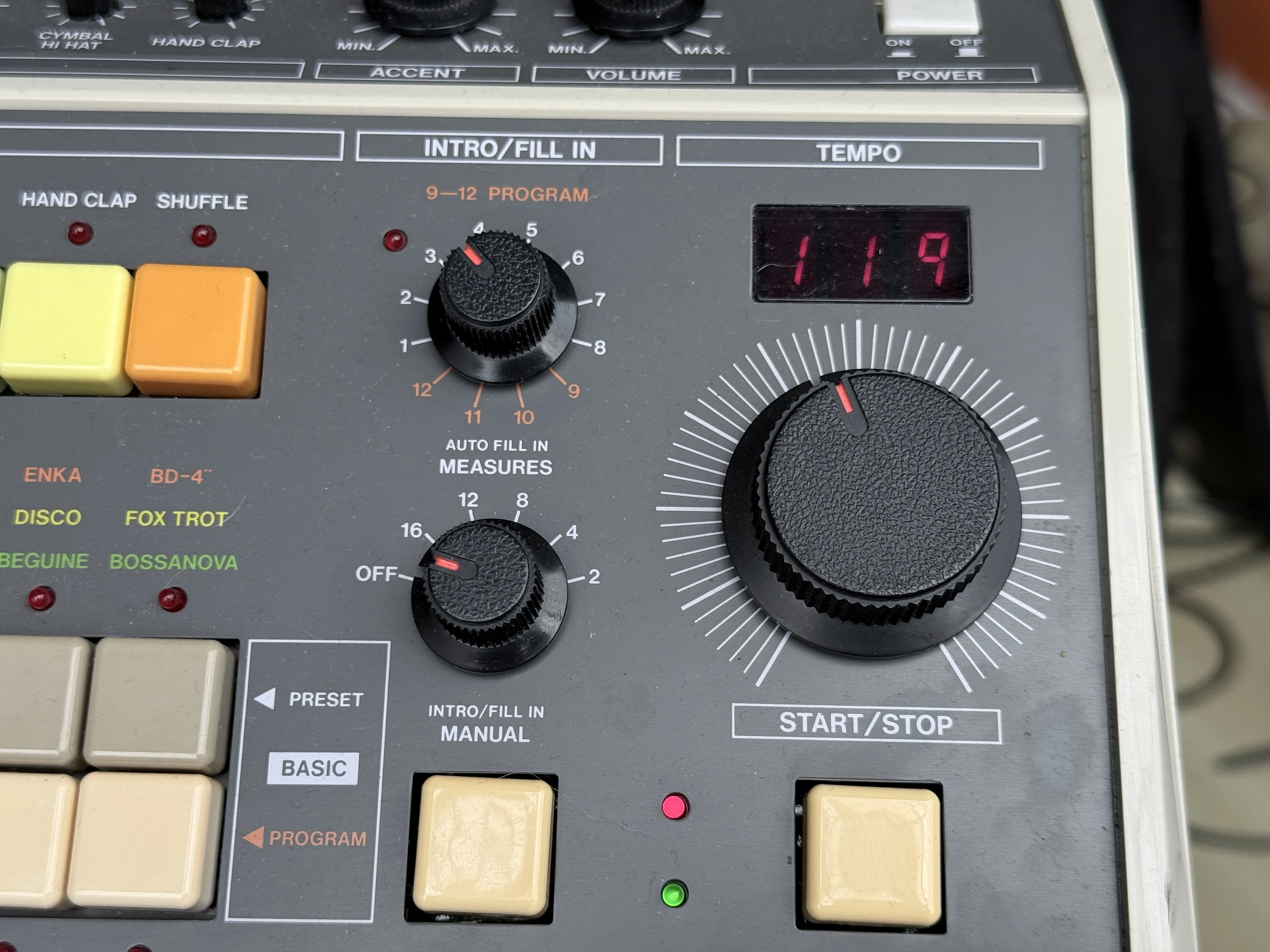 Close view of the CR-8000 tempo display, Auto Fill In selector and variation controls