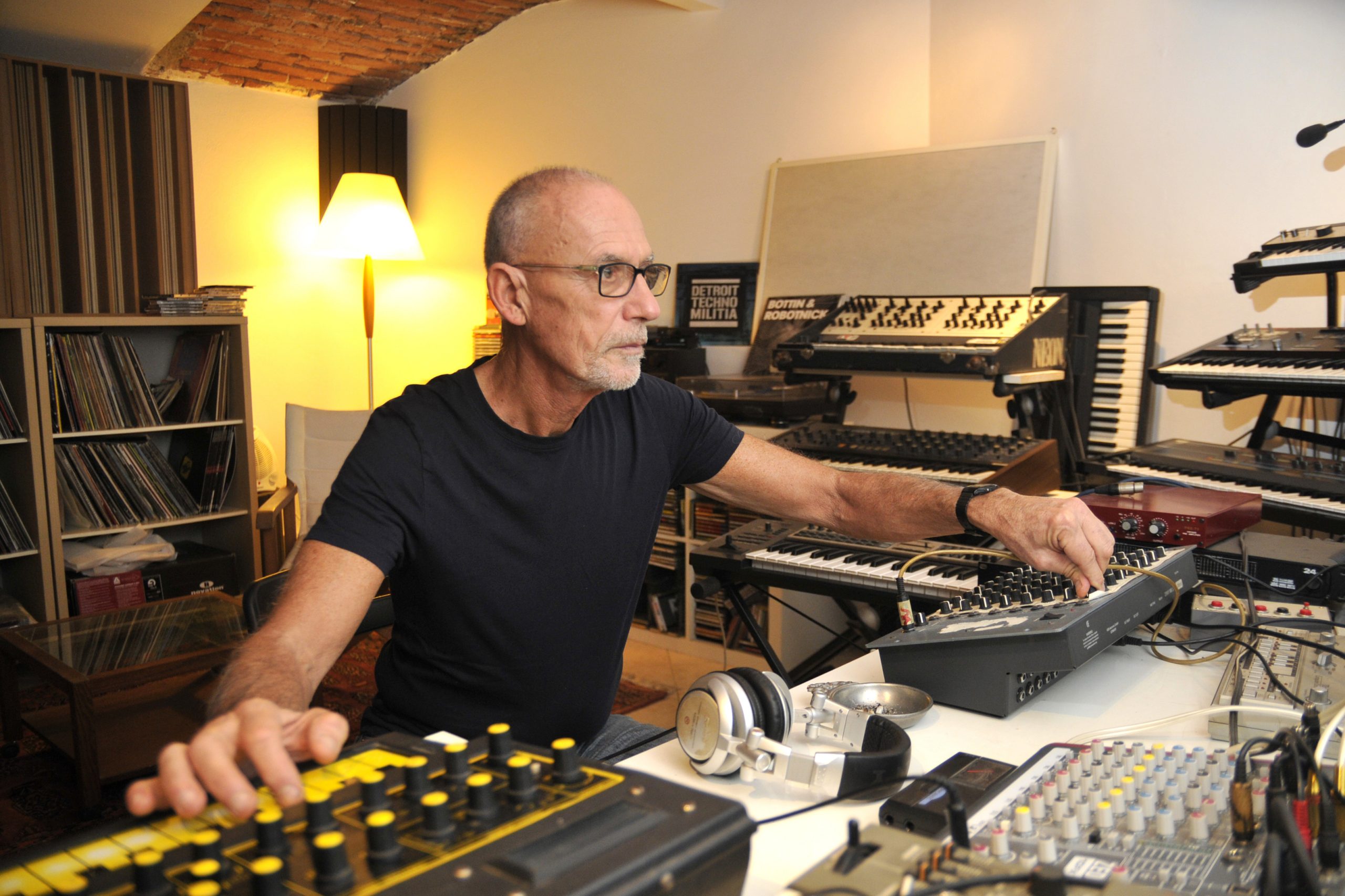 Alexander Robotnick photographed for Stamp The Wax in 2022.