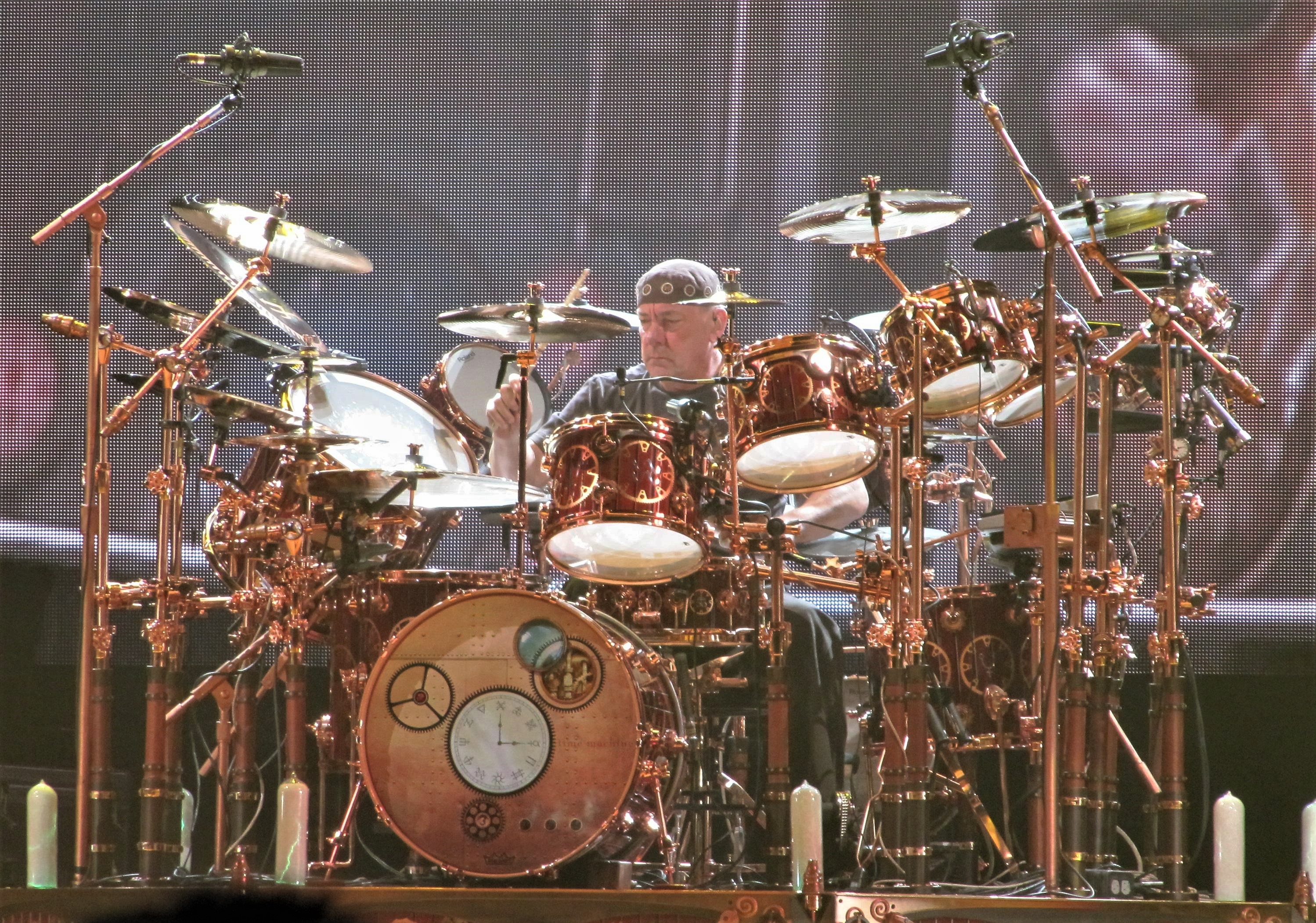 Neil Peart playing at Toronto’s Air Canada Centre in 2010, photographed by Clalansingh.