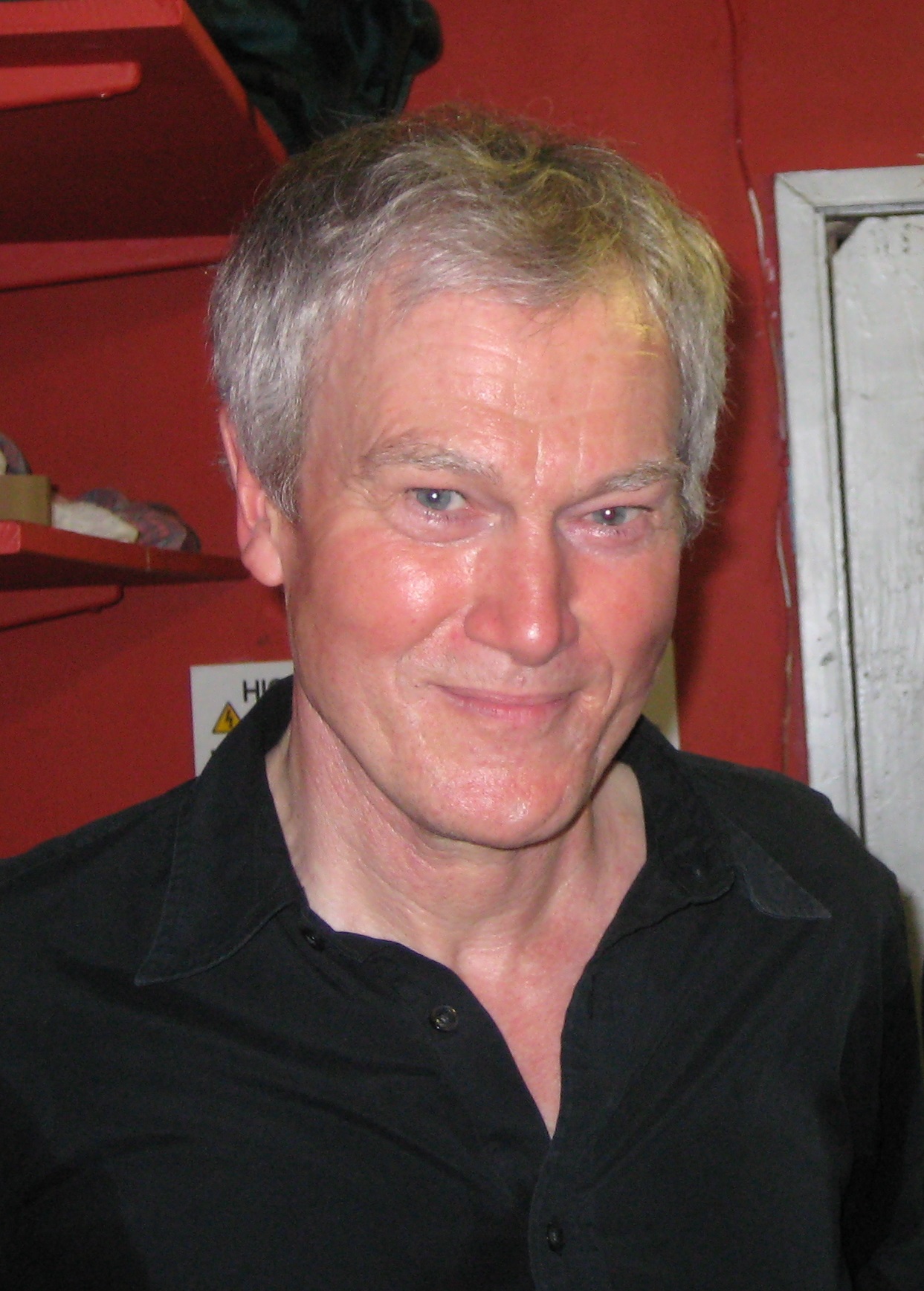 John Foxx backstage in London in 2008, photographed by Grueslayer.