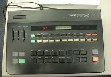A Yamaha RX-11 Digital Rhythm Programmer photographed for KAN’s official 2009 column.
