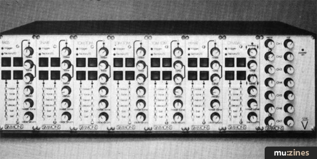Simmons SDSV: the analogue voice rack behind the pads.